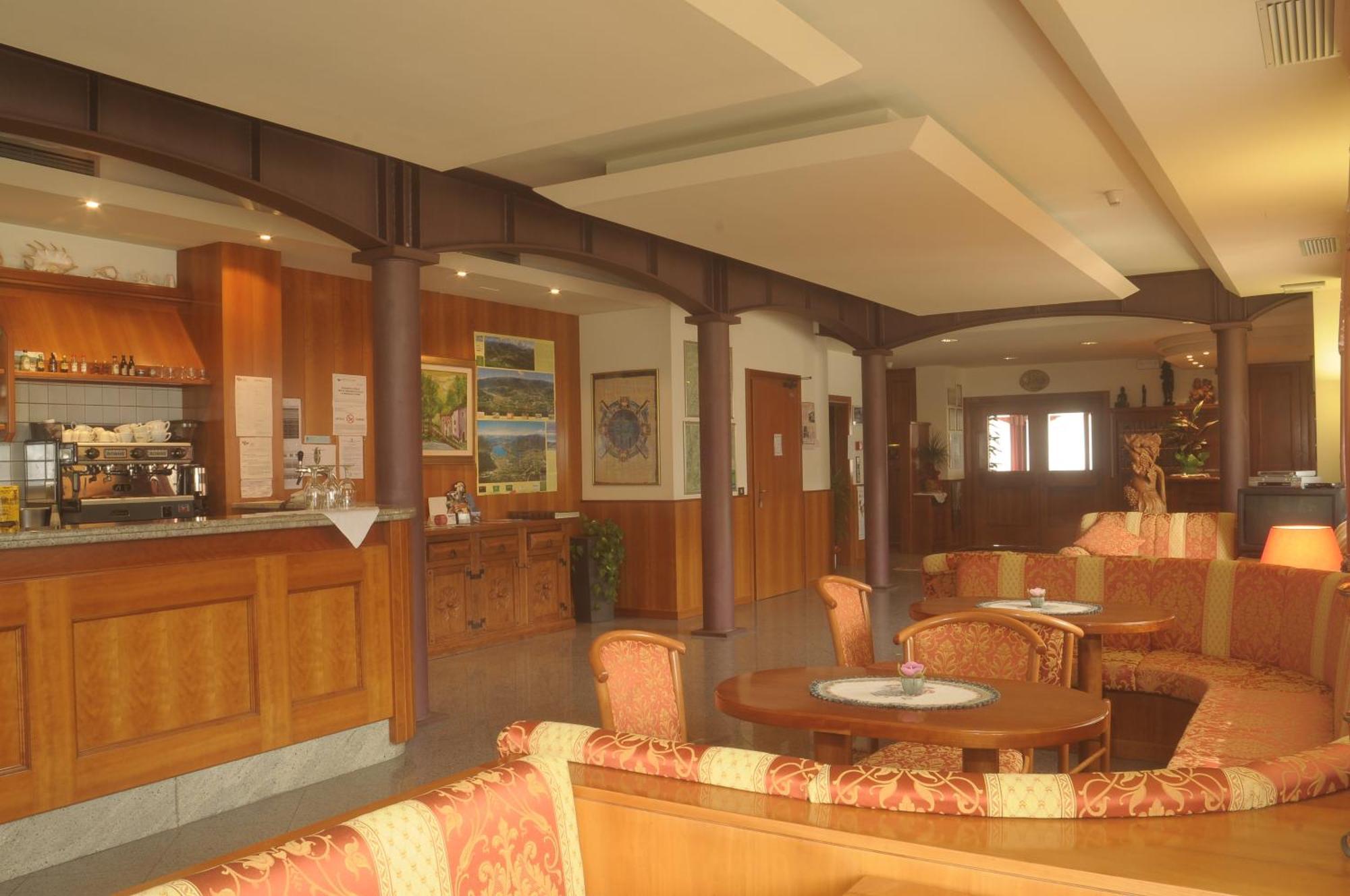 Hotel Bellaria 레비코온천 외부 사진