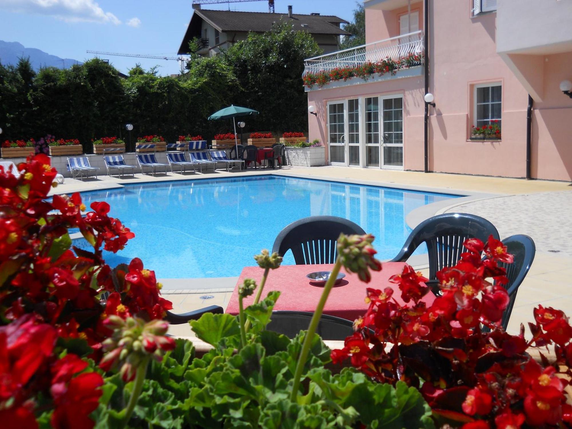 Hotel Bellaria 레비코온천 외부 사진