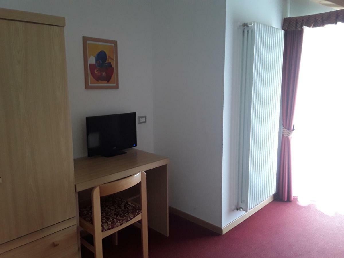 Hotel Bellaria 레비코온천 외부 사진